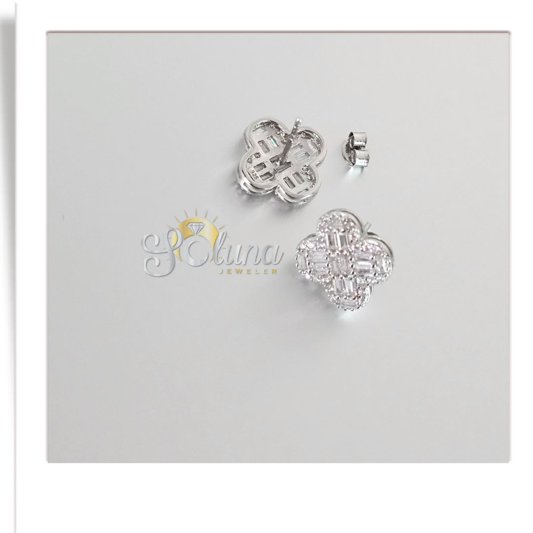 Aretes De Trébol